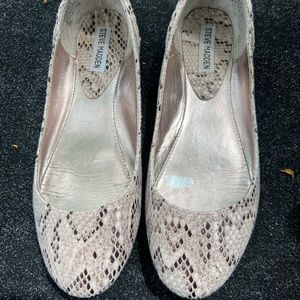 Steve Madden Flats